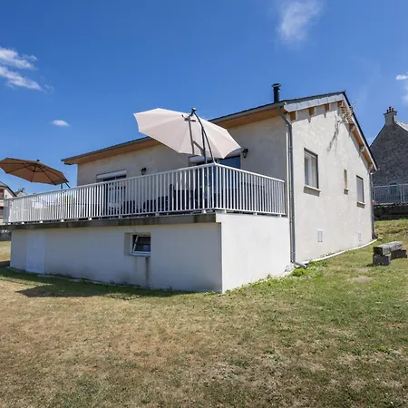 Maison *